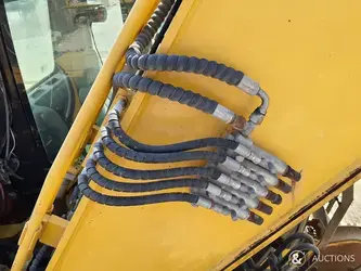 2018-caterpillar-330d2l-1320561-43805273