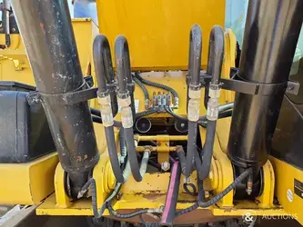 2018-caterpillar-330d2l-1320561-43805302