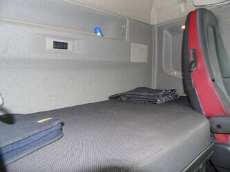 2014-volvo-fh500-1325746-43805687