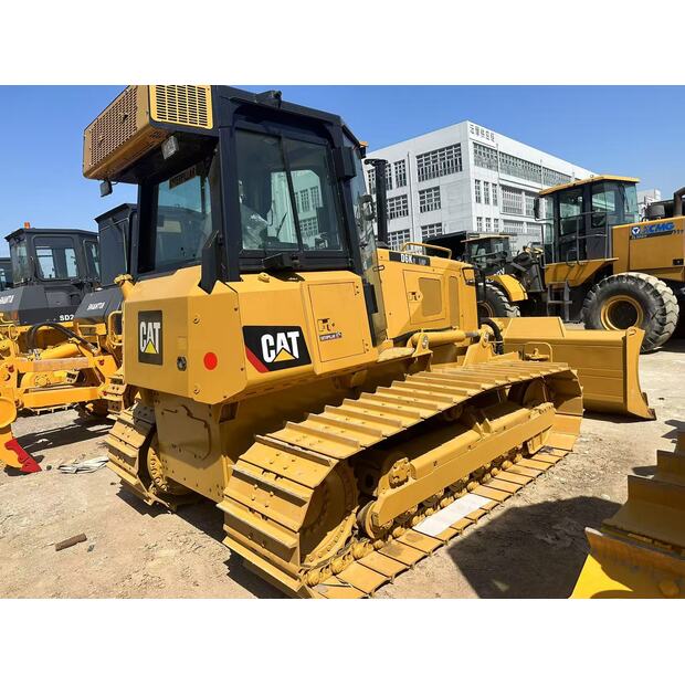 2024 Caterpillar D6K-43819933