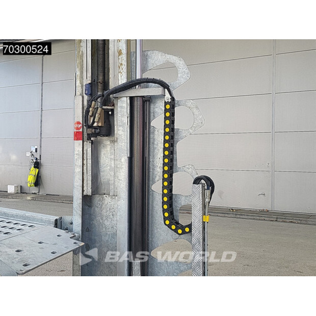 2025 Vega OTHERS-43820928