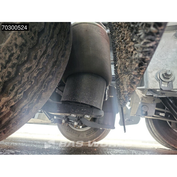 2025 Vega OTHERS-43820947