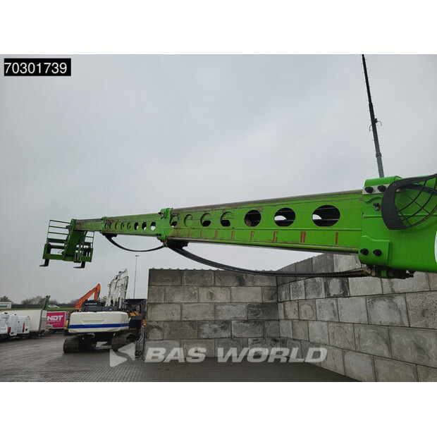 2019 ميرلو P40.17-43821718