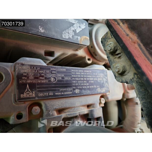 2019 ميرلو P40.17-43821727