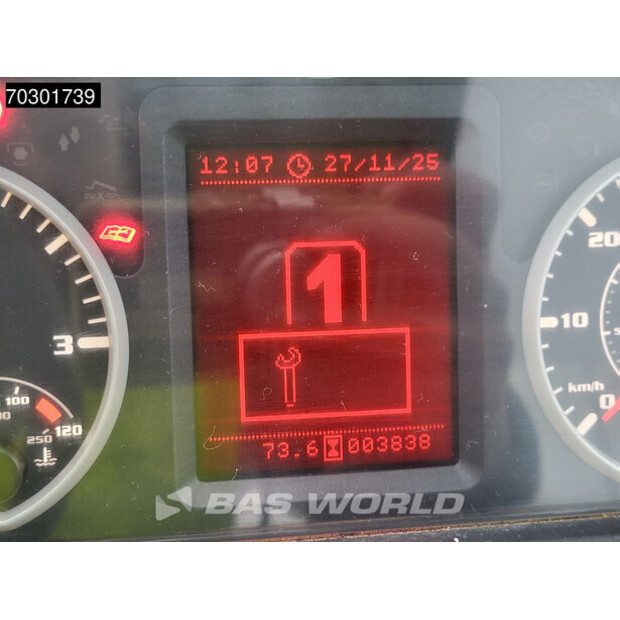 2019 ميرلو P40.17-43821740