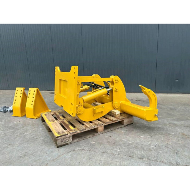 2025 Komatsu D39-43822920