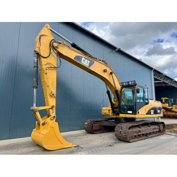 2008 Caterpillar 320DL-43823695