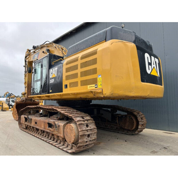 2020 كاتربيلر 352F-43824025