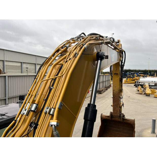 2020 كاتربيلر 352F-43824062