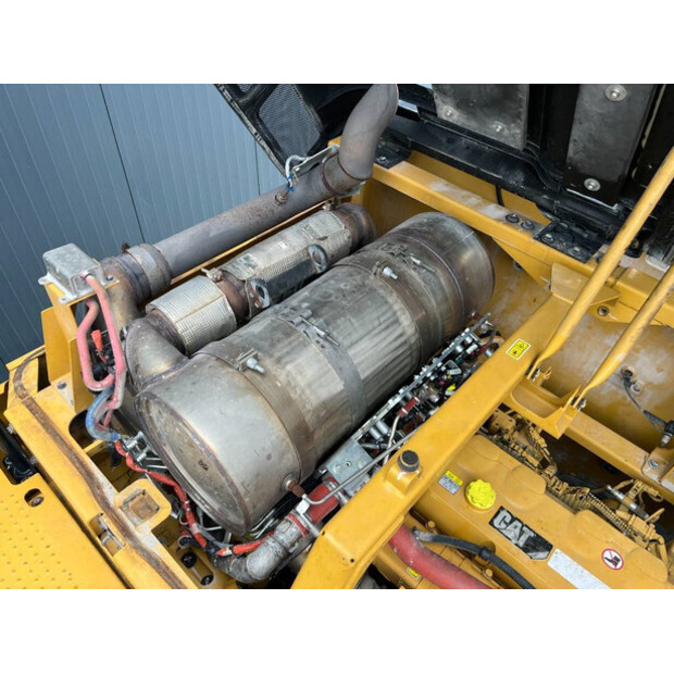 2020 كاتربيلر 352F-43824065