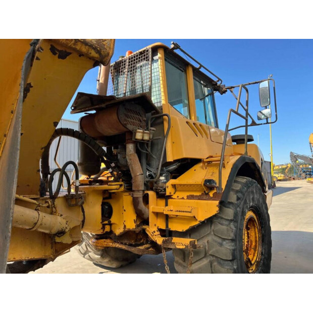 2010 فولفو A30E-43825093