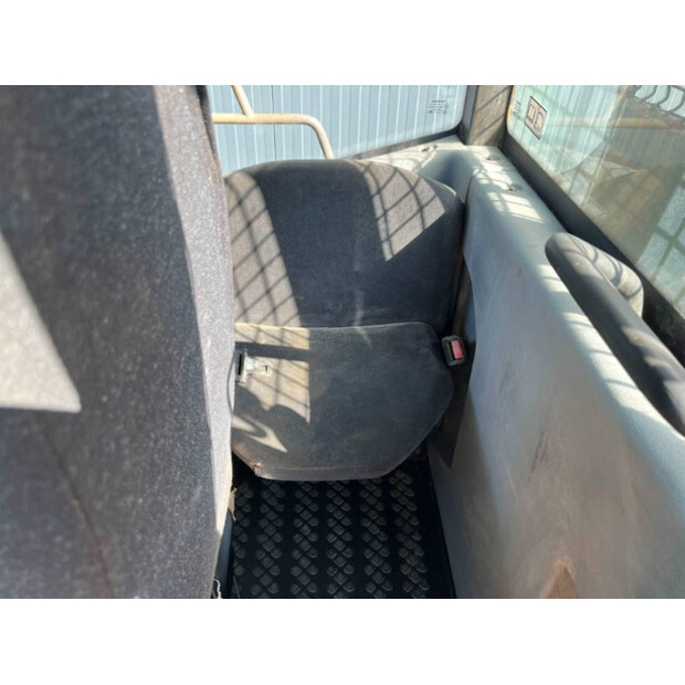 2010 فولفو A30E-43825108