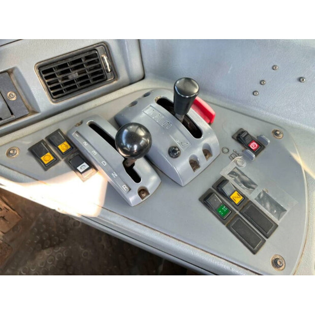 2010 فولفو A30E-43825110