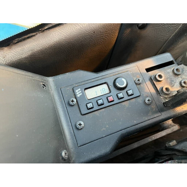 2012 FUCHS MHL454-43825567