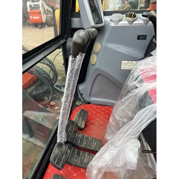 2022 دووسان DX60-43825779