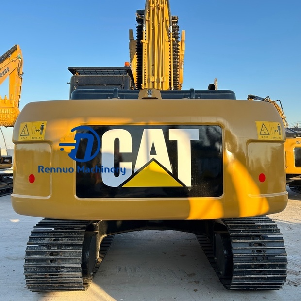 2024 Caterpillar 323D2L-43825790