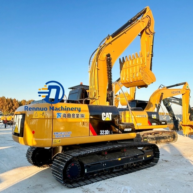 2024 Caterpillar 323D2L-43825795
