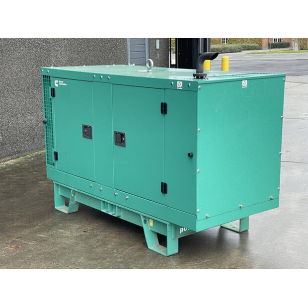 2023 CUMMINS C22D5-43826025