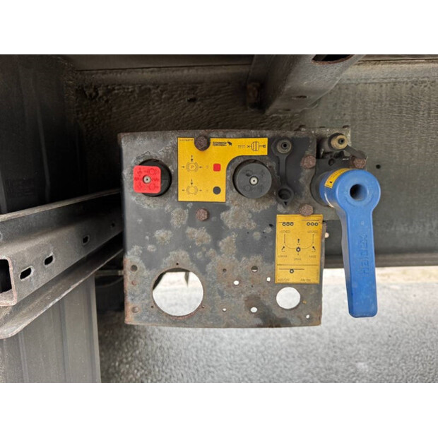 2013 Schmitz Cargobull SCB*S3T-43826310