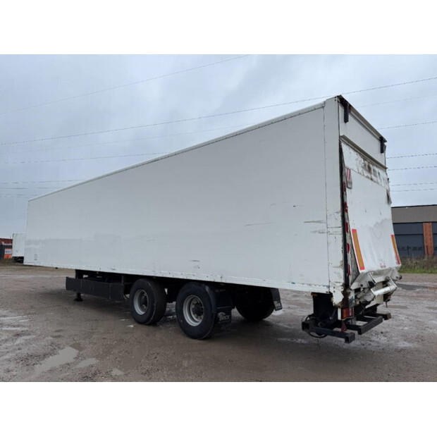 2001 جورينفاجن DRO-12-20B-43826353