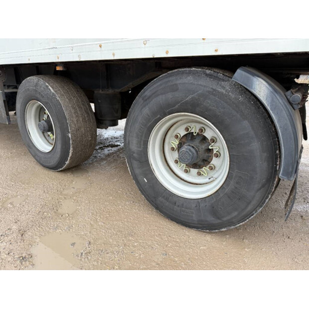 2001 جورينفاجن DRO-12-20B-43826358