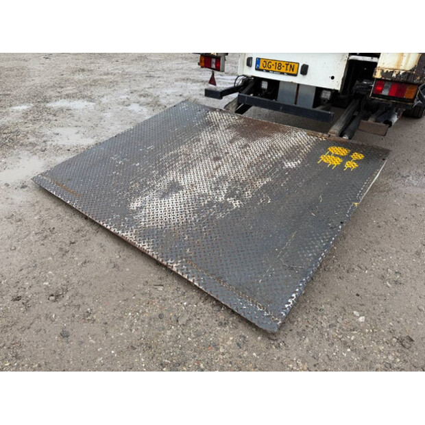 2001 جورينفاجن DRO-12-20B-43826368