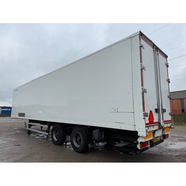 2005 جورينفاجن DRO-12-20B-43826427