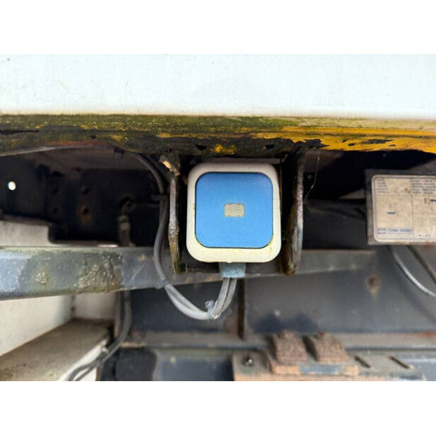 2005 جورينفاجن DRO-12-20B-43826439