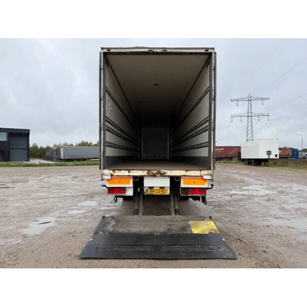 2005 جورينفاجن DRO-12-20B-43826442