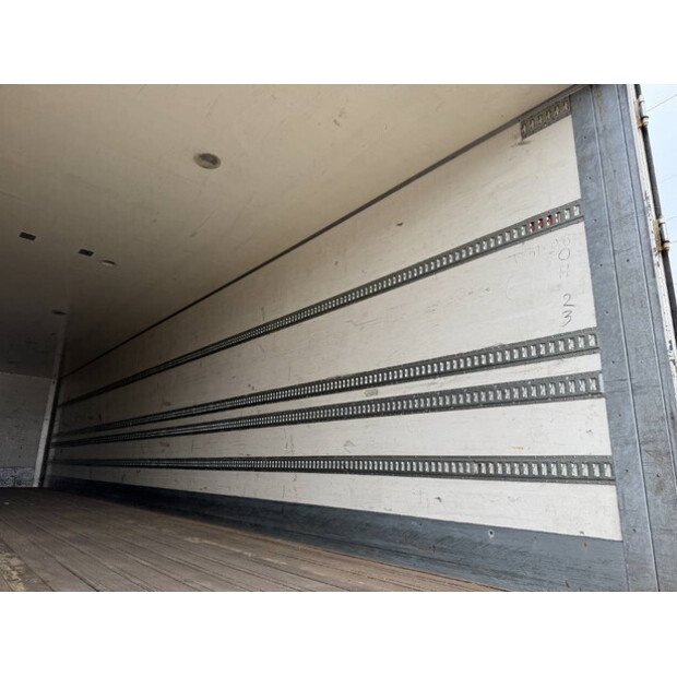 2005 جورينفاجن DRO-12-20B-43826445