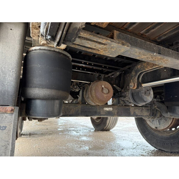 2005 جورينفاجن DRO-12-20B-43826455