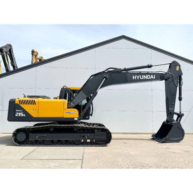 2025 Hyundai R215-43826576