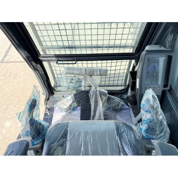 2025 Hyundai R215-43826579