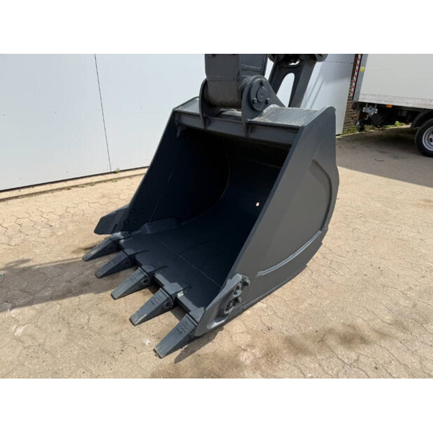 2025 Hyundai R215-43826608