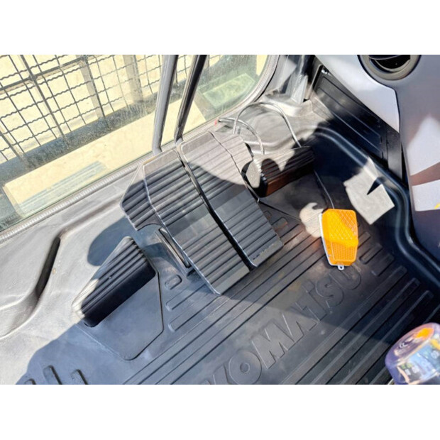 2025 Komatsu PC210-10M0-43826669