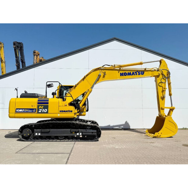 2025 Komatsu PC210-10M0-43826694