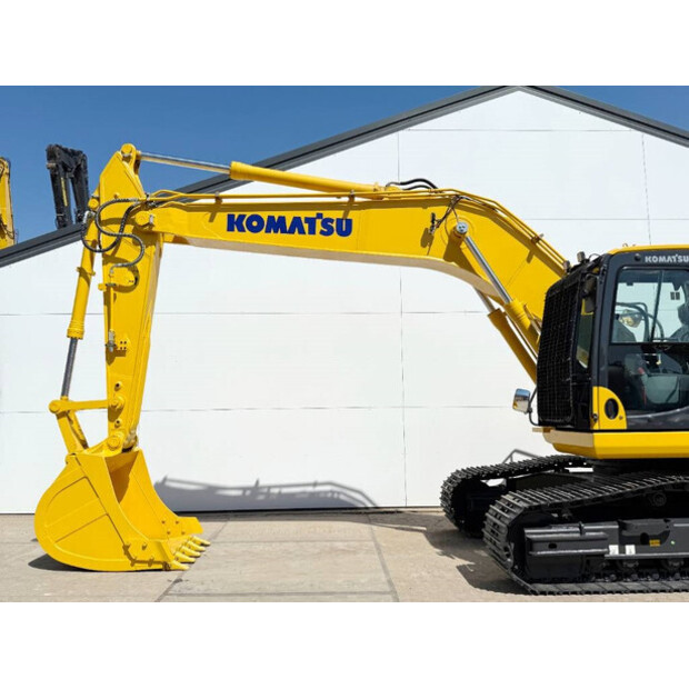 2025 Komatsu PC210-10M0-43826700