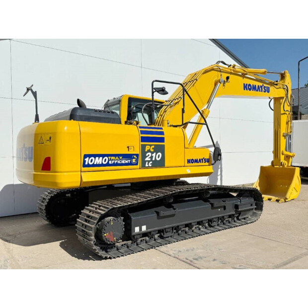 2025 Komatsu PC210LC-10M0-43826722