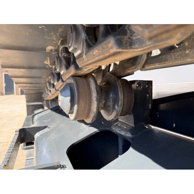 2025 Komatsu PC210LC-10M0-43826736