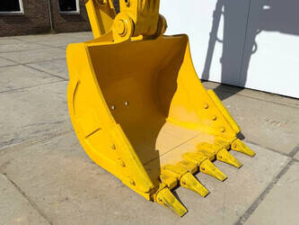 2025-komatsu-pc210lc-10m0-1386140-43826758