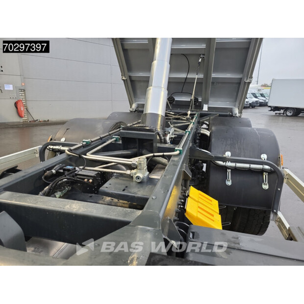 2025 Iveco S-Way 420-43827368