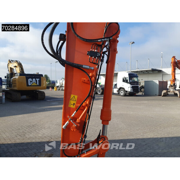 2019 Hitachi ZX140W-6-43827437