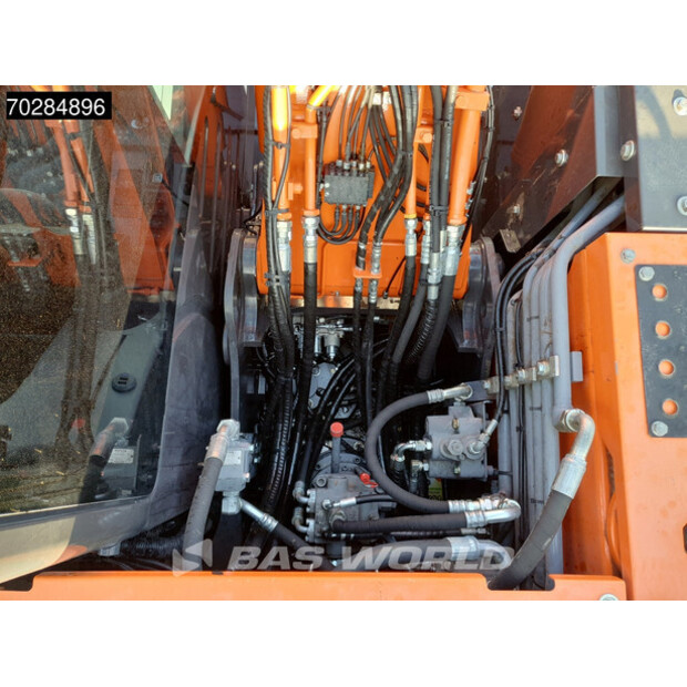 2019 Hitachi ZX140W-6-43827446