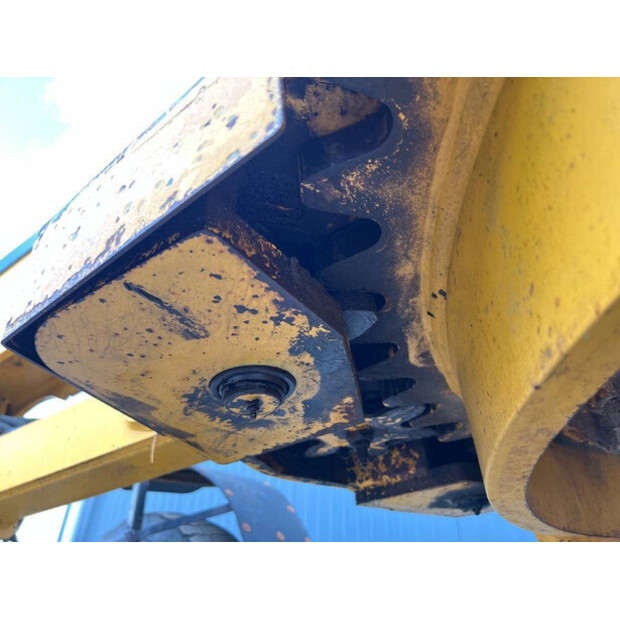 2014 Volvo G970-43828014