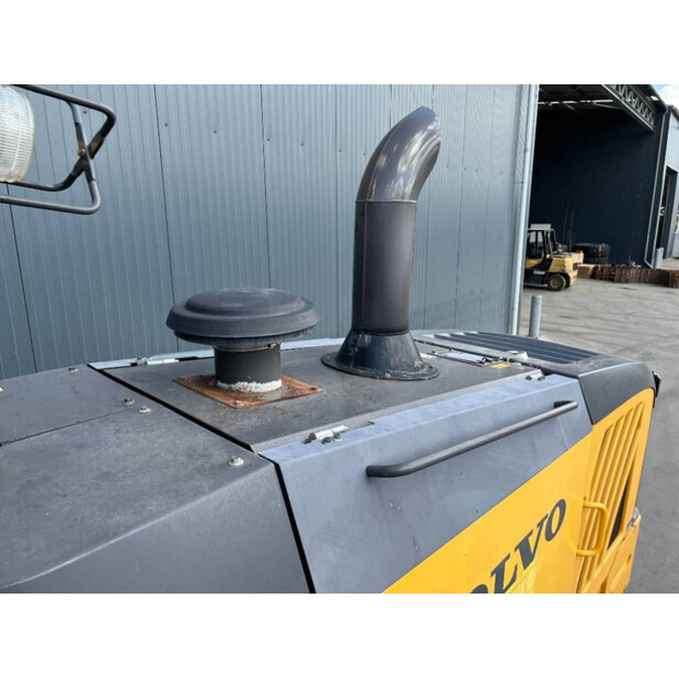 2014 Volvo G970-43828017