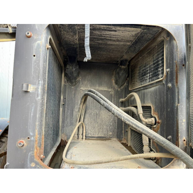 2014 Volvo G970-43828044