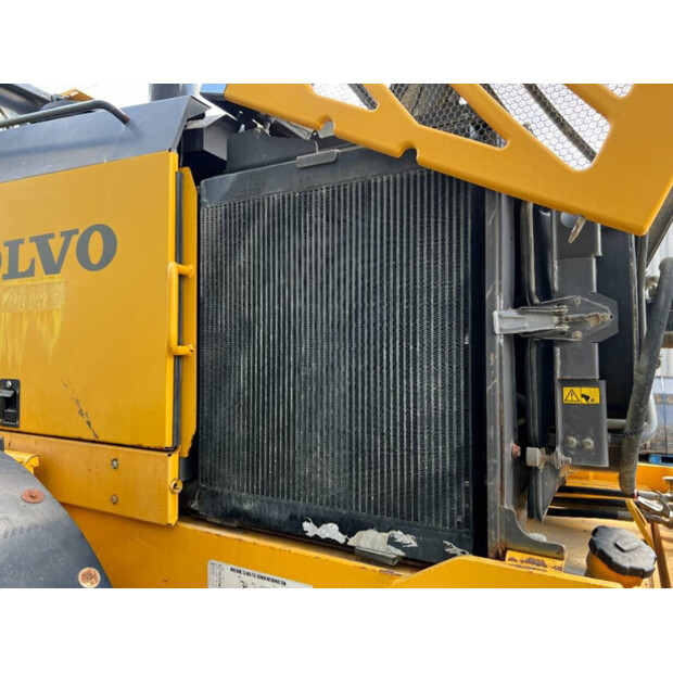 2014 Volvo G970-43828045