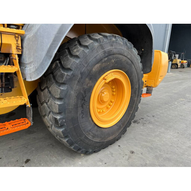 2017 Volvo L120H-43828656