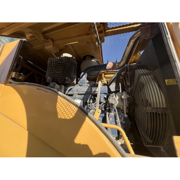 2022 SEM 655D-43828894