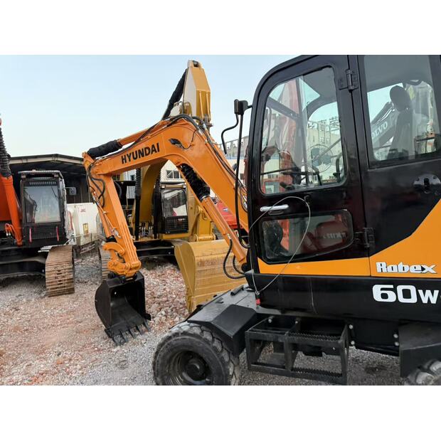 2023 Hyundai R60W-9-43828921